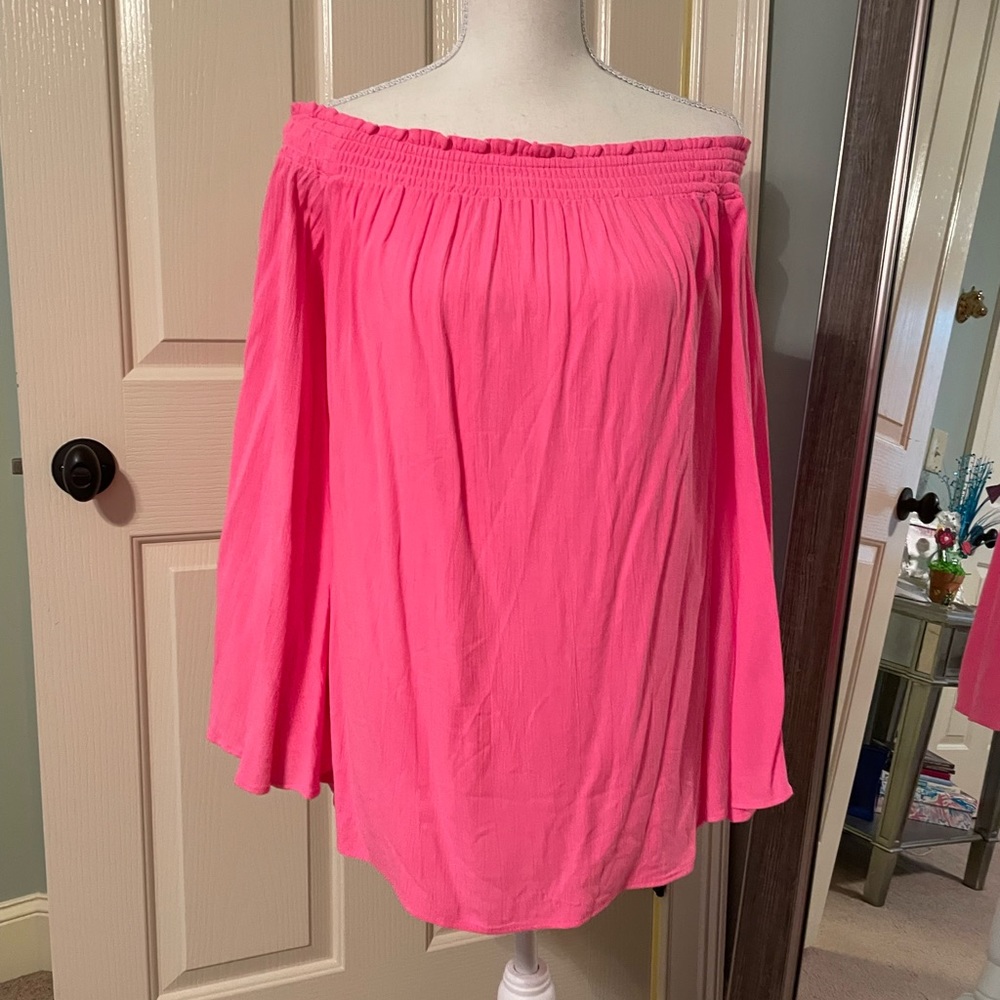 Lilly Pulitzer off the shoulder tunic top.